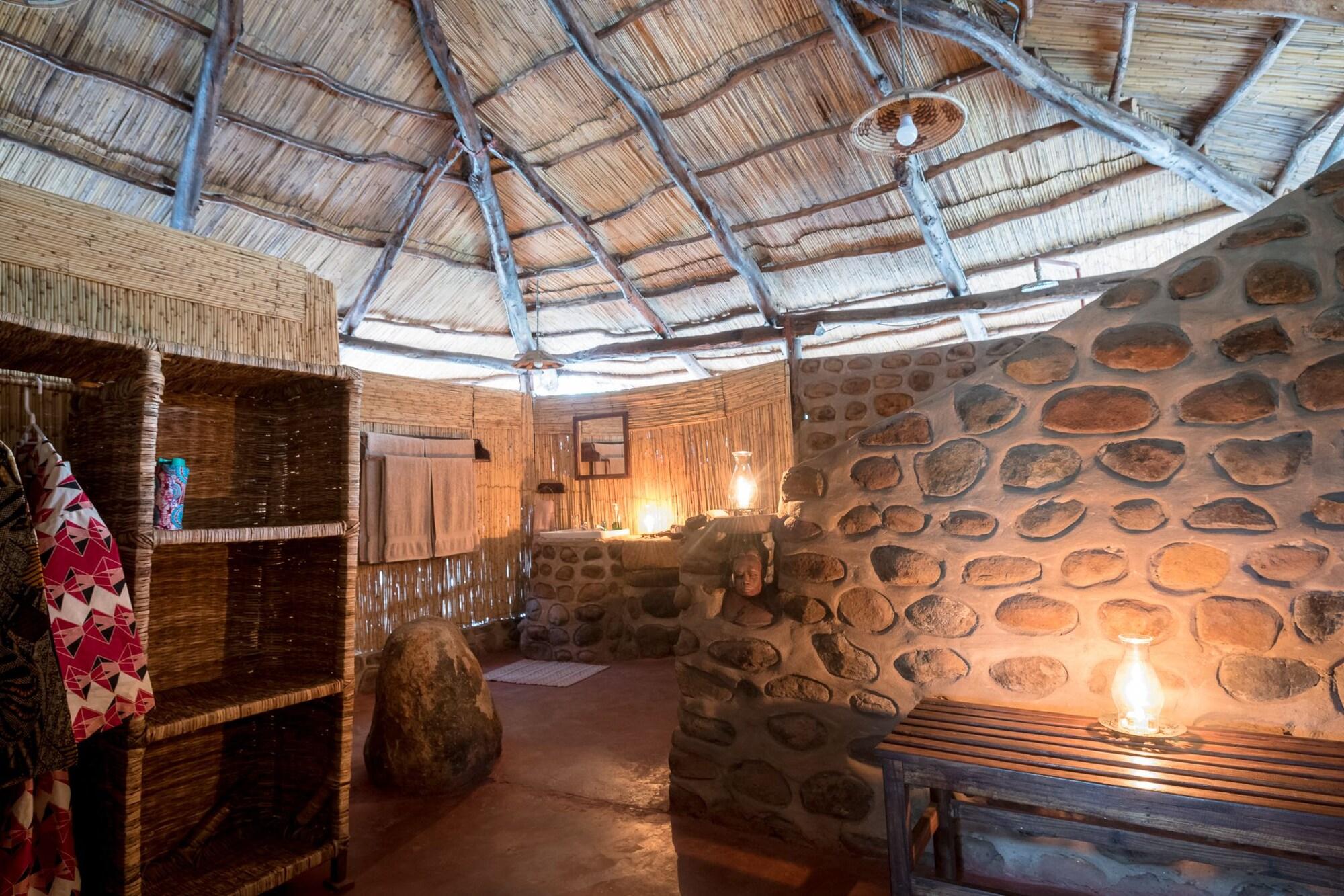 Taita Falcon Lodge Mukuni エクステリア 写真