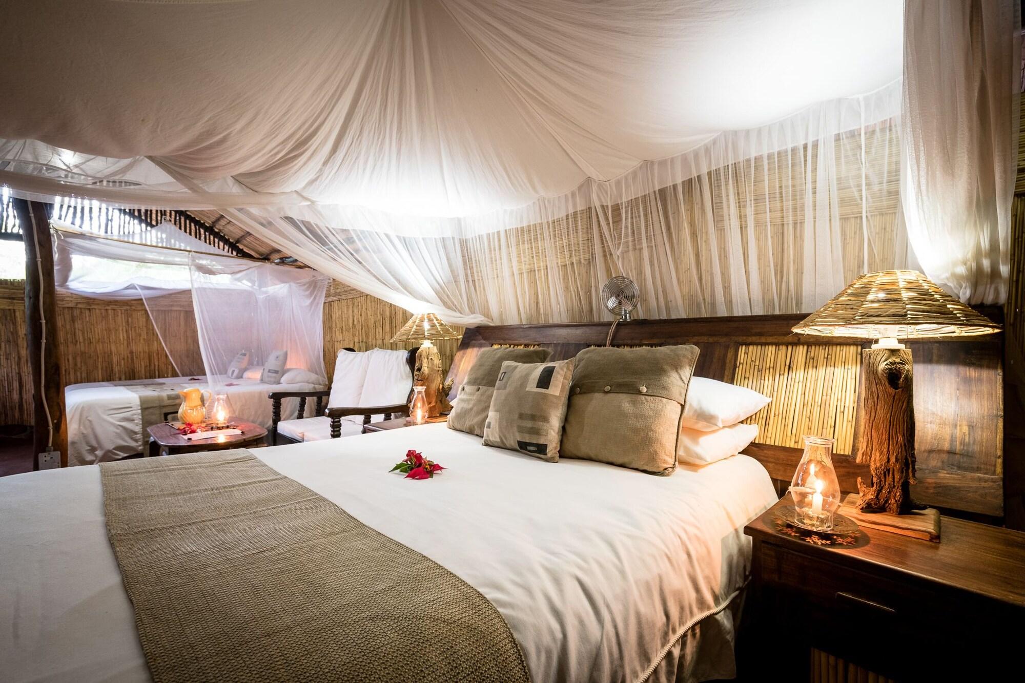 Taita Falcon Lodge Mukuni エクステリア 写真