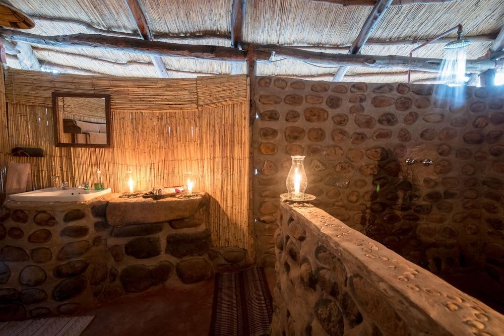 Taita Falcon Lodge Mukuni エクステリア 写真
