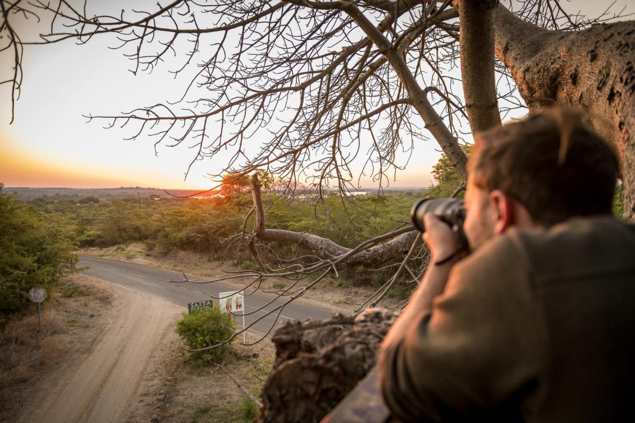 Taita Falcon Lodge Mukuni エクステリア 写真